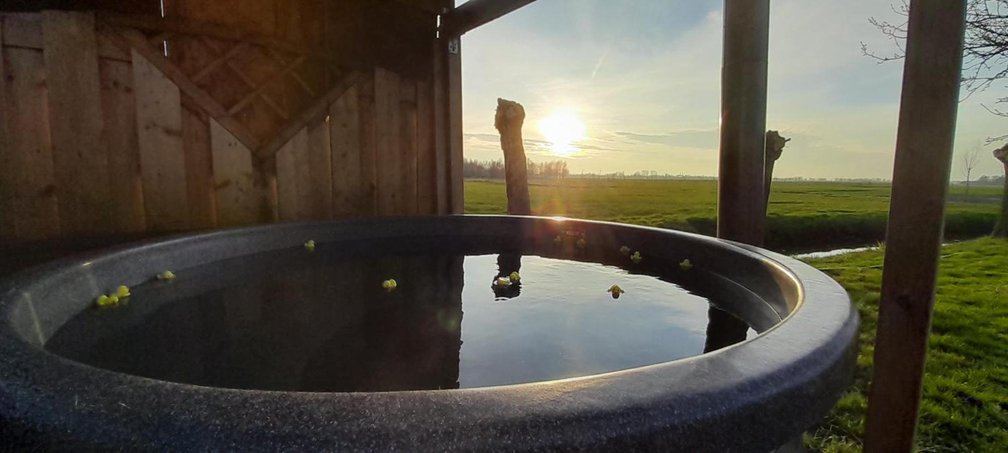 Stacaravan Op De Paardenboerderij Снек Экстерьер фото